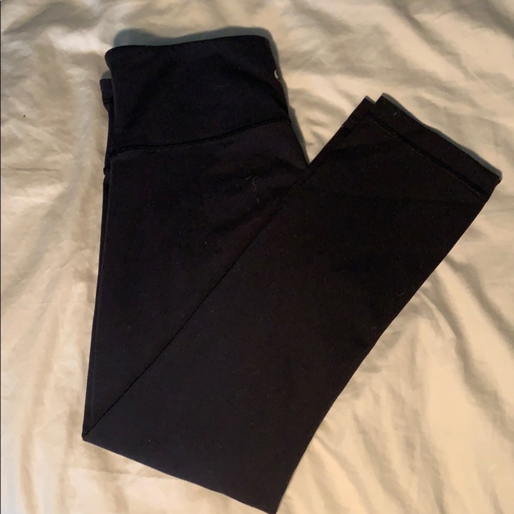 Lululemon Black Cropped Leggings